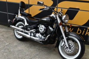 YAMAHA XVS 650 DRAG STAR CLASSIC