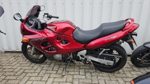 SUZUKI GSX 750 F 2000