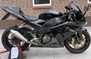 KAWASAKI ZX-10R NINJA 2004